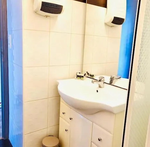 Appartamento T2 , Beautiful View In Near Hyères