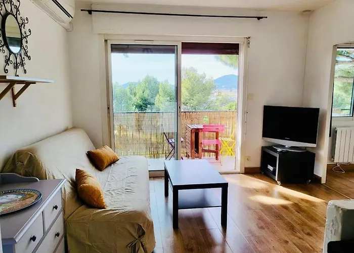 T2 , Beautiful View In Near Appartement Hyères